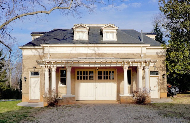 Historic and private carriage house