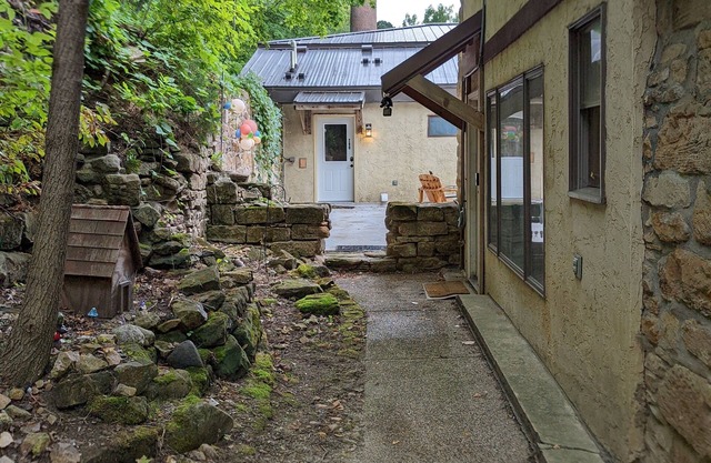 Historic Building Apartment