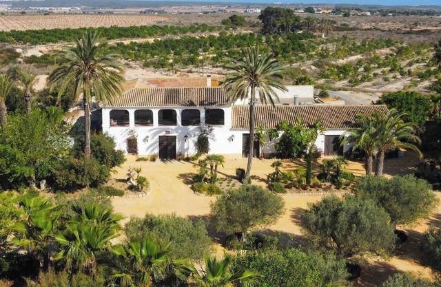 Historic Centenary Masia on Large Private Estate
