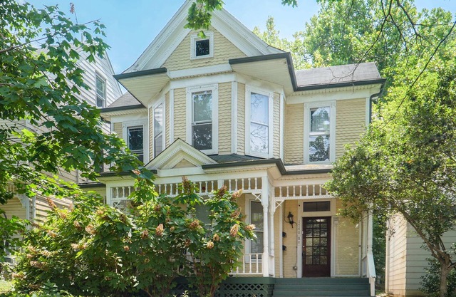 Historic Clifton Retreat Near Dining & Attractions
