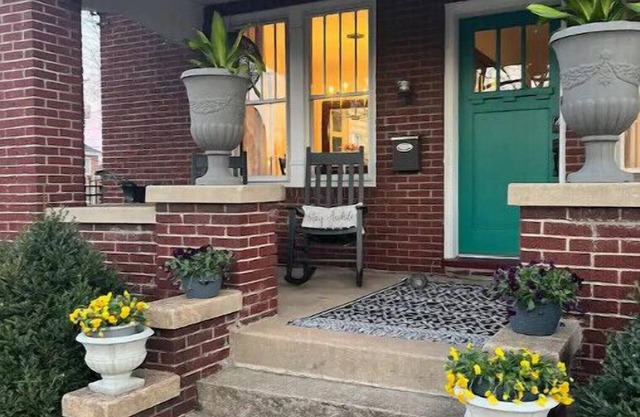 Historic Downtown 1910 Brick 2 Story Home