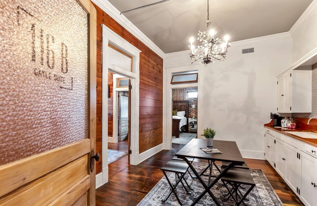 Historische Bed & Breakfast Suite in der Innenstadt
