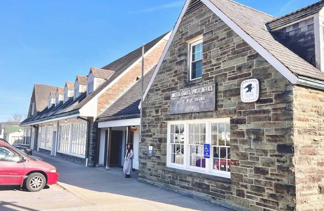 Historic DTC Lodge #9 - Cozy 1 Bedroom