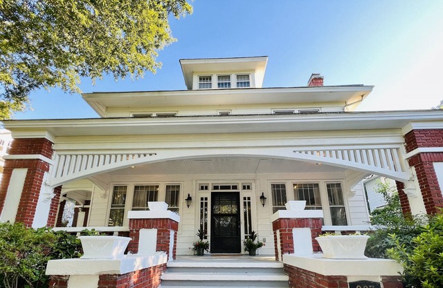 Historic Elizabeth City home "Safe Harbor"