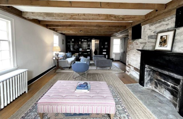 Mohawk Country Estate - Historic Country Home w Private Lake Access