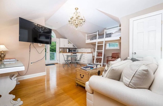 Historic Estate Studio Loft