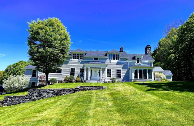 Historic farm estate w/ falls
