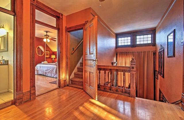 Historic Helena Home w/ Mtn Views - 2 Mi to Dtwn!