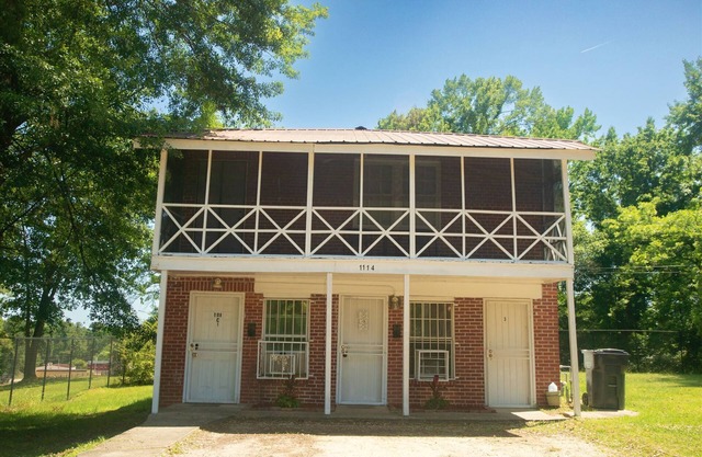 HISTORIC HILL APARTMENTS (Duplex)