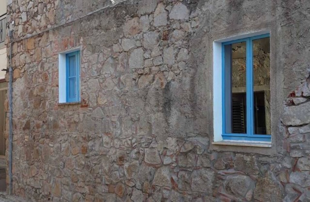 Historic home 5 minutes from the sea