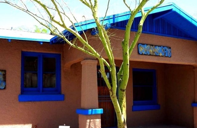 Historic Home in a Great Neighborhood... 'Casa de Jacobus'