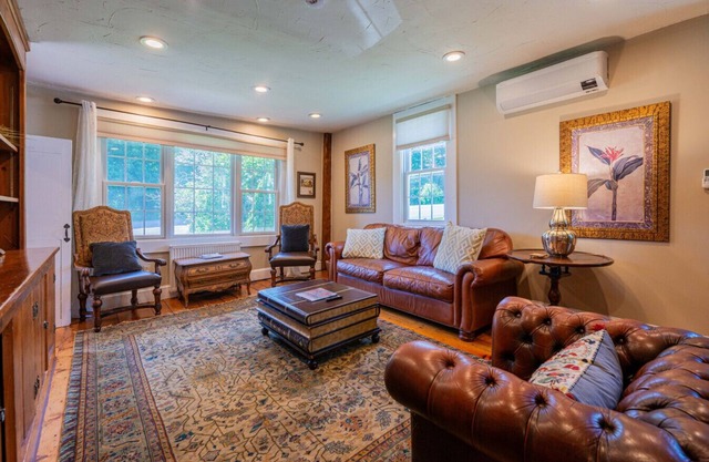 Historic Home with Colonial Charm in Manchester
