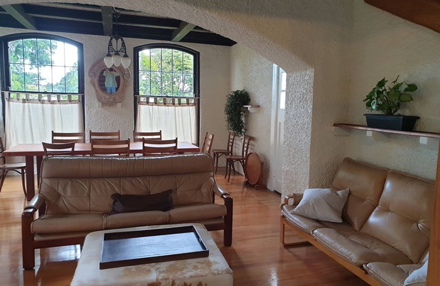 Historic homestead close to Haumoana beach