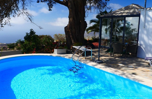 Historische Finca mit Pool und wunderbarem Blick auf Meer, Berge u. Aridanetal