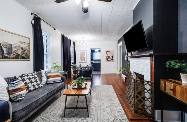 Family-Friendly 4BR House on Historic Jefferson St