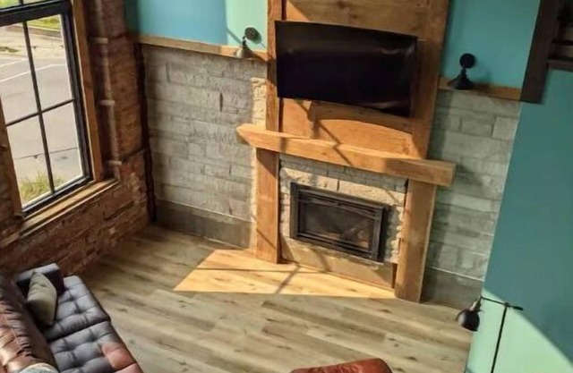 Historic Loft Suite Frances / Starved Rock/ Utica