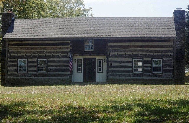 Historische Blockhütte - Farm - in der Nähe von RRG und Lexington