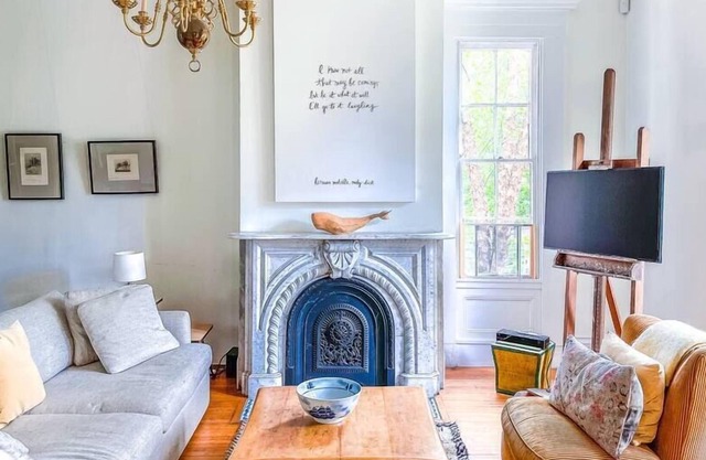 Gorgeous Historic Melville Mansion ✦ Sleeps 6!