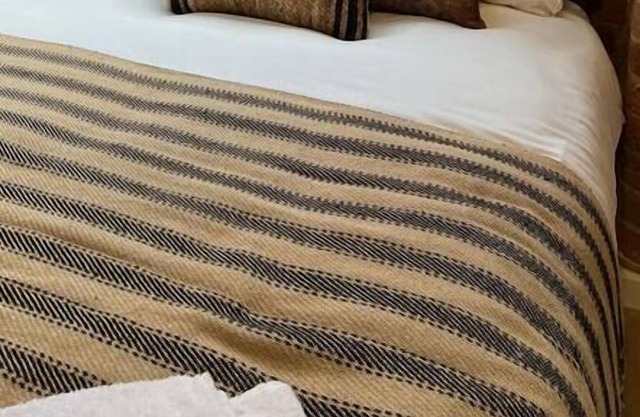 Historic Mill - 1 Bed - Sleeps 2 - Luxury Studio