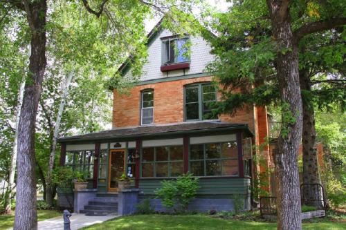 Historic Neighborhood 2 Blocks From Downtown Bozeman,