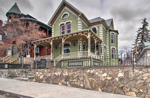 Evolve | Historic Queen Anne Home < 1 Mi to Uptown
