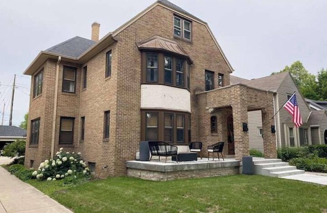 Historic Renovated 3Br in Wonderful Neighborhood