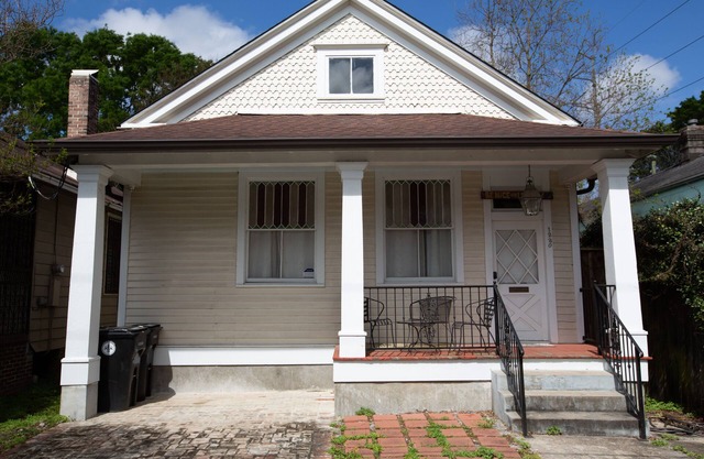 Historische Riverbend Cottage: Sehr begehbare Nachbarschaft, 2 Blocks zur Straßenbahn!