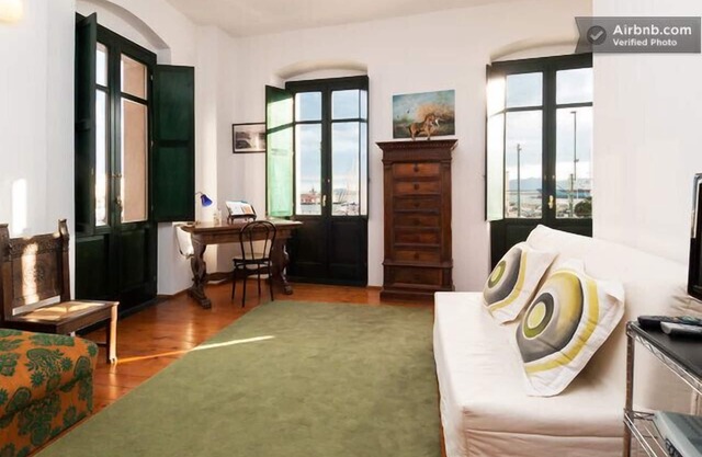 Historic sea view apartment - IUN Q6343