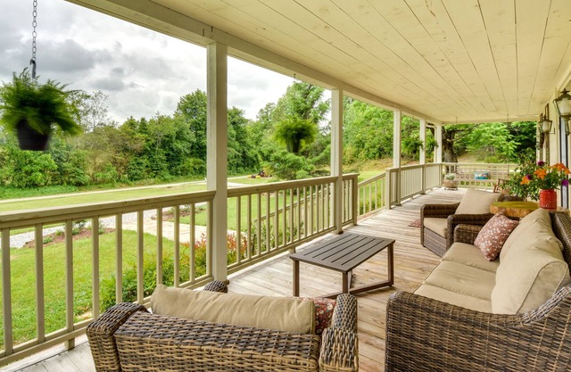 Historic South Carolina Home w/ Covered Porch