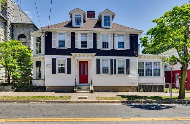 Historic Warren Vacation Rental: Walk to Beaches!