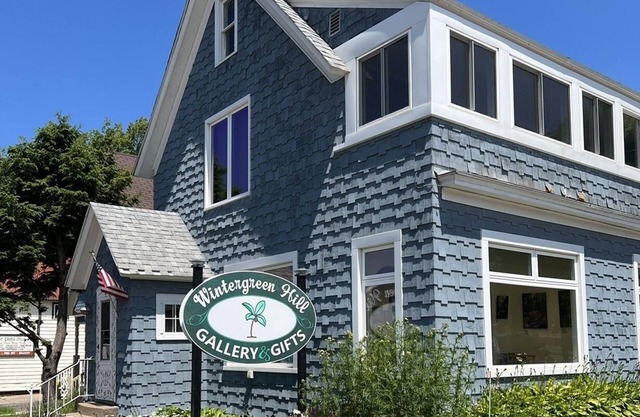 Historical, newly remodeled apartment in the heart of Marquette MI.