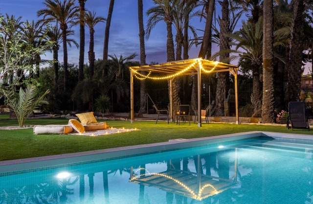 Historical Palms Villa by Fidalsa