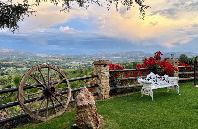 Ferienhaus Paraíso de Angel mit Bergblick, Pool und WLAN