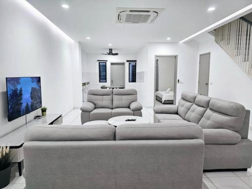 HM Residence IIII 3km - Setia City Convention