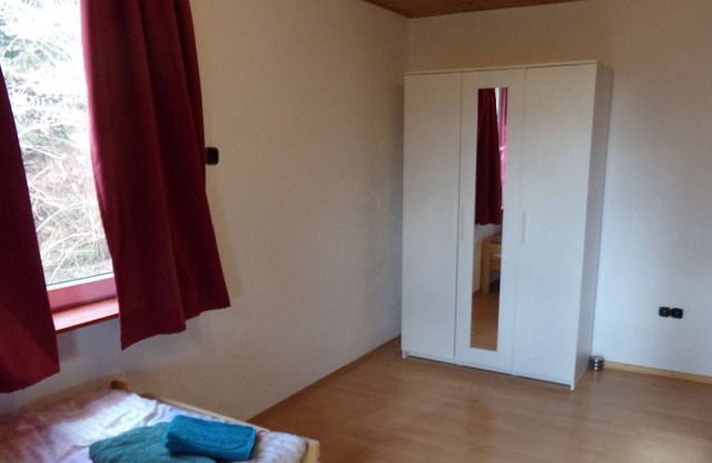 BW04 4-Zimmer Monteurwohnung im Erdgeschoss in Laichingen in sehr ruhiger Lage mit schöne Balkon