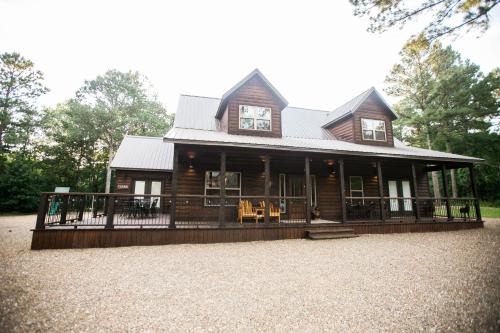 HochaHoma Luxury Cabin