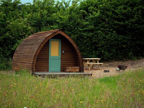 Hogchester Meadow Pods