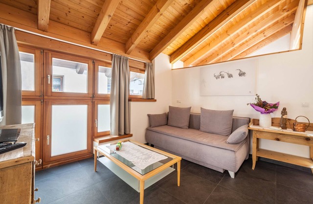 Ferienunterkunft "Ferienwohnung Burgeis" mit Balkon und Bergblick