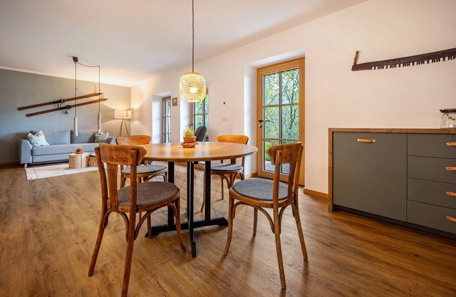 Ferienwohnung "Valentin 36 Apartment Raschötz" mit WLAN und Balkon