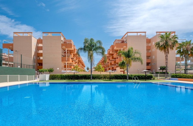 Ferienwohnung "Lopimar Exclusivo" mit Pool, Privatem Balkon und WLAN