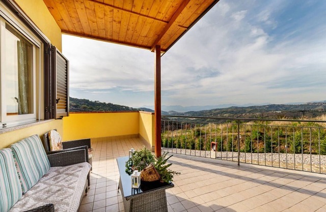 Ferienwohnung Laureana Cilento für 1 - 7 Personen mit 2 Schlafzimmern - Ferienhaus