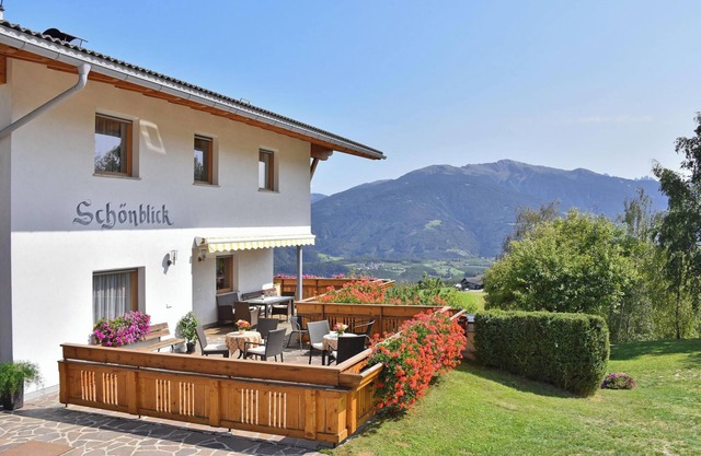 Ferienwohnung "Eisacktal" mit Bergblick, WLAN, Terrasse & Garten