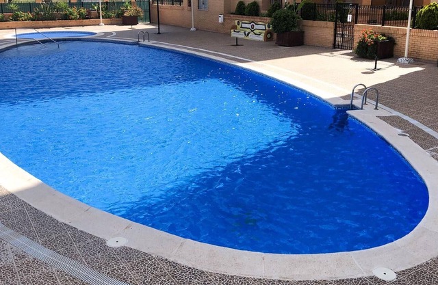 Ferienwohnung Torre de la Sal für 1 - 5 Personen mit 2 Schlafzimmern - Ferienwohnung