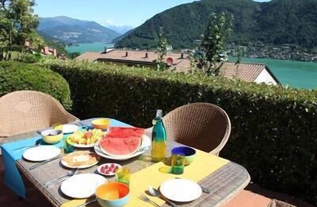 Holiday apartment Cuasso al Monte for 2 - 6 persons with 2 bedrooms - Holiday apartment