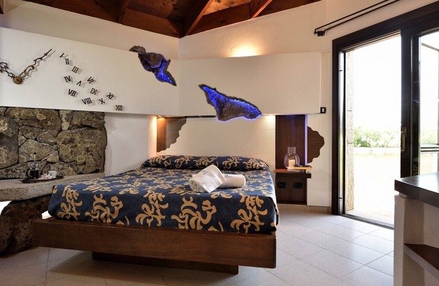 Holiday apartments L'Ea di Lavru SEA VIEW 2-rooms apartment-TOP INTERIOR DESIGN