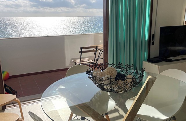 FerienWohnung T1, Meerblick vor dem Strand (100 m)