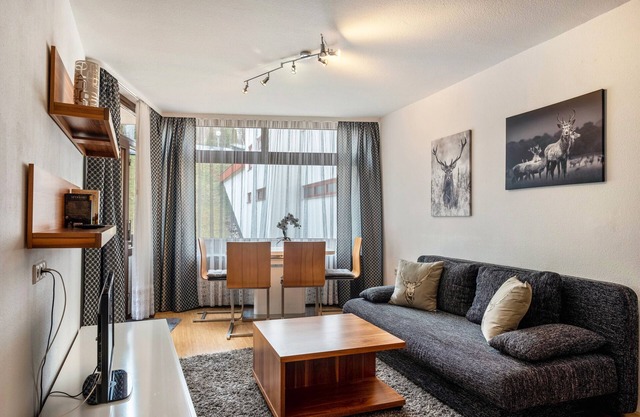 Ferienwohnung '2 Zimmer Mit Pool' mit privatem Pool, Balkon und Wi-Fi