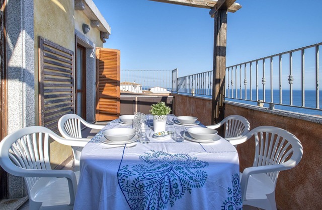 Ferienwohnung "Attico Castelsardo" mit Meerblick, privater Terrasse und Klimaanlage