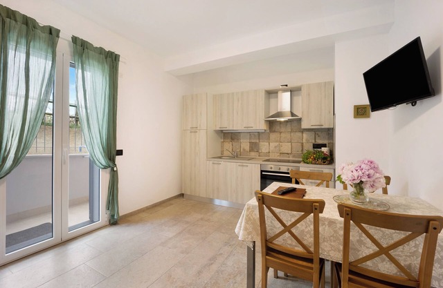 Ferienwohnung "Antichi Ricordi - La Stalla" mit Terrasse, Gemeinschaftspool und WLAN