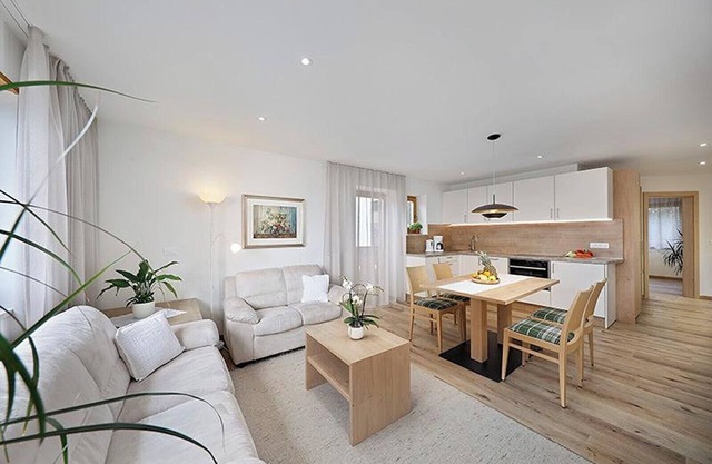 Ferienwohnung 'Appartement Wieser B' mit Bergblick, Gemeinschaftsgarten und Wi-Fi